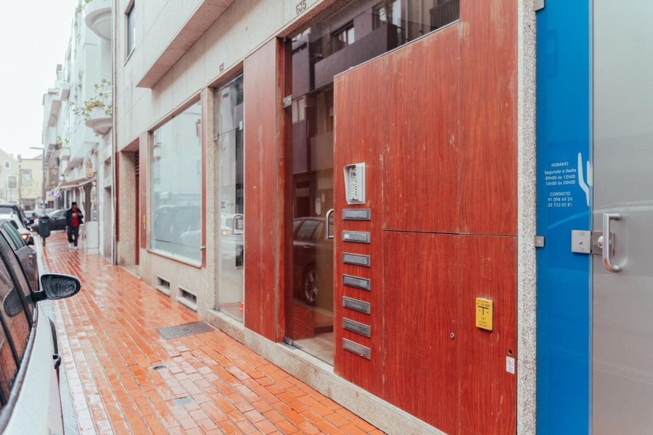 Alojamento Maritimo Lägenhet Espinho  Exteriör bild